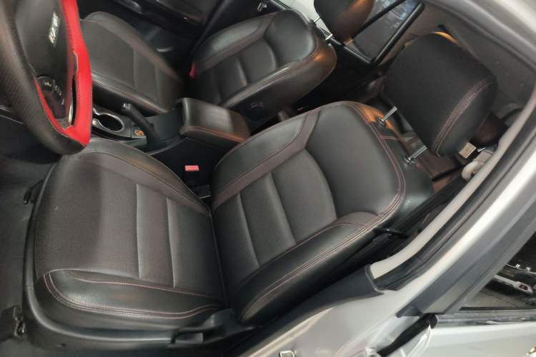 Used Haval H5 Classic 2015 2.0T Diesel Automatic All-Wheel Drive Elite Model
