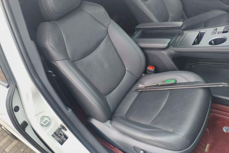 Used Toyota Sienna 2021 2.5L Hybrid Premium Edition