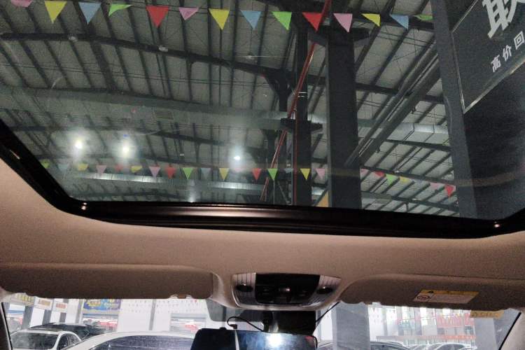 Used Kia Seltos 2023 1.5L CVT Luxury Edition Headliner