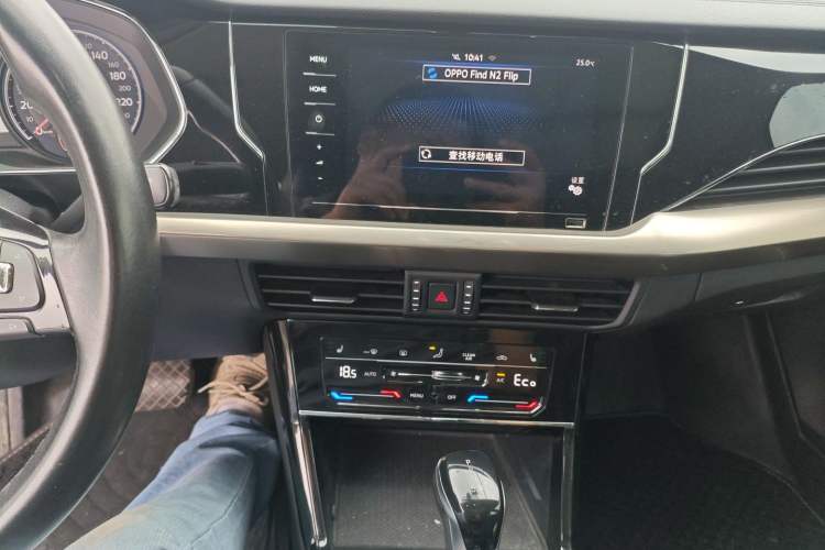 Used Volkswagen Passat New Energy 2020 430 PHEV Hybrid Elite Edition China VI Standard Audio And AC Panel