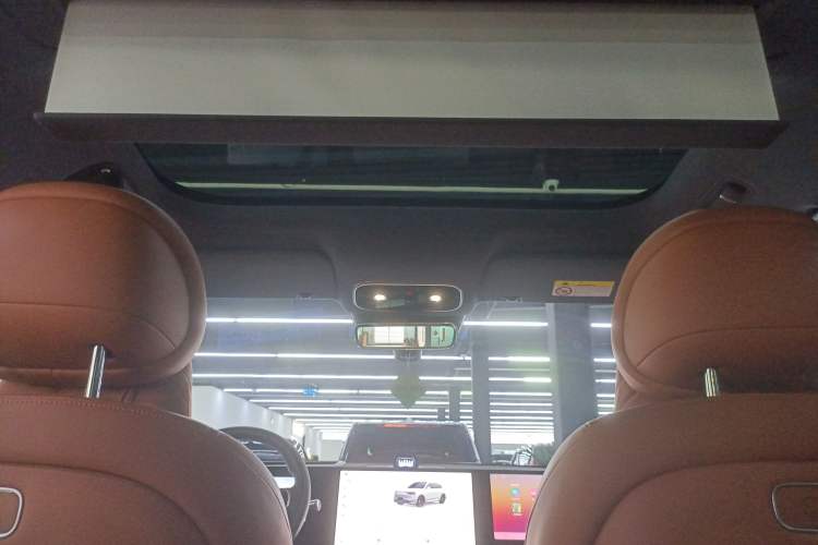 Used Hima AITO M8 2025 Extended-Range Ultra Version 53.4 kWh 5-Seater Edition
