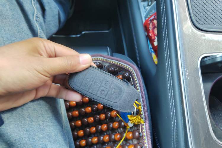 Used AION V 2024 Plus 70 Star Edition Lithium Iron Phosphate Interior 1