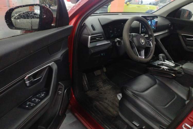 Used BYD Song Pro 2019 1.5T Automatic Prestige Model