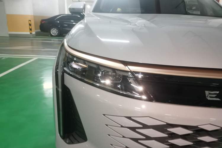 Used EXEED Stellar 2023 400T Four-Wheel Drive Deluxe Edition
