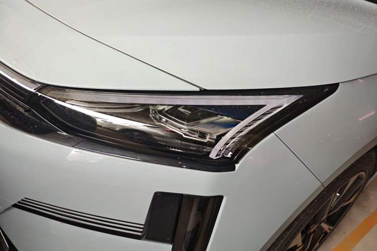 Used Geely Galaxy L6 2024 125km PLUS Dragon Edition
