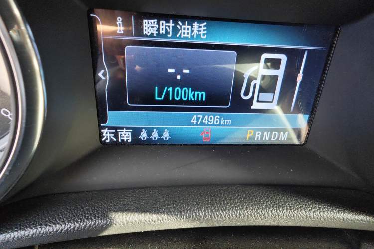 Used Buick Regal 2019 20T Elite Version China VI Standard Odometer Close Up