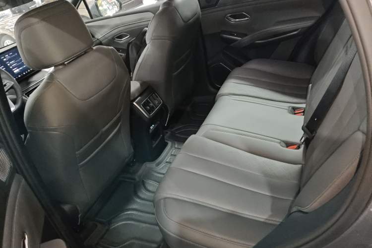 Used BYD Song L DM-i 2025 Intelligent Driving Version 112 km Leading Trim