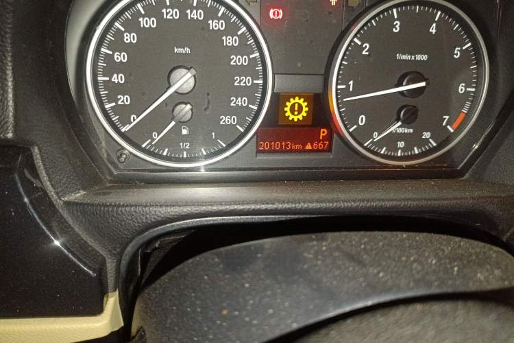 Used BMW 3 Series  Odometer Close Up