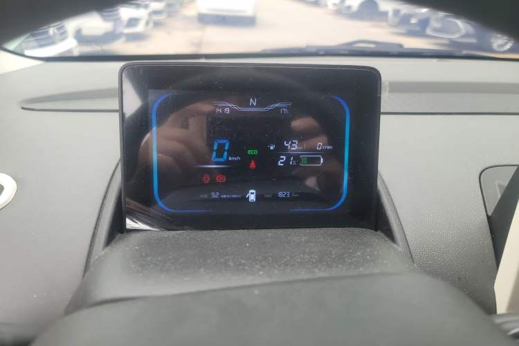 Used CHANGAN NEVO Lumin 2022 210km Sweet Edition Instrument Cluster