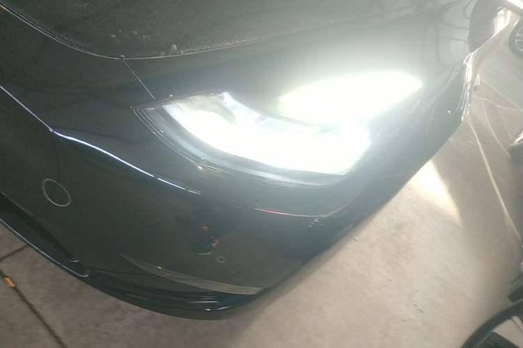 Used Tesla Model Y 2022 Long-Range All-Wheel-Drive Version
