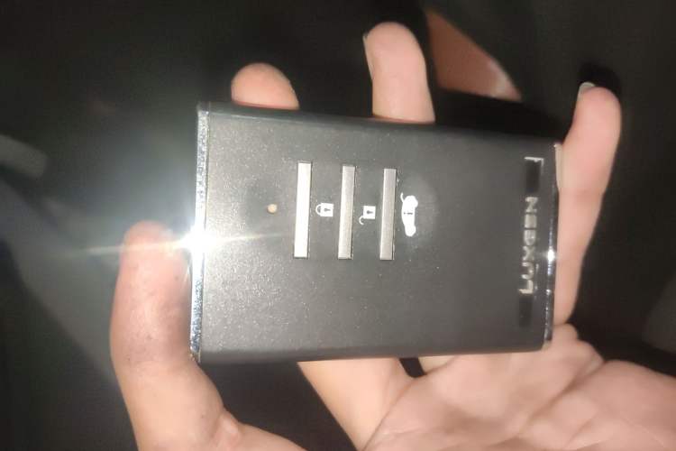 Used Luxgen Great 7 SUV 2011 2.2T Four-Wheel Drive ZhiZun Version
