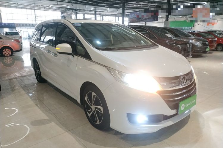 Used Honda Odyssey 2015 Revised 2.4L Luxury Edition
