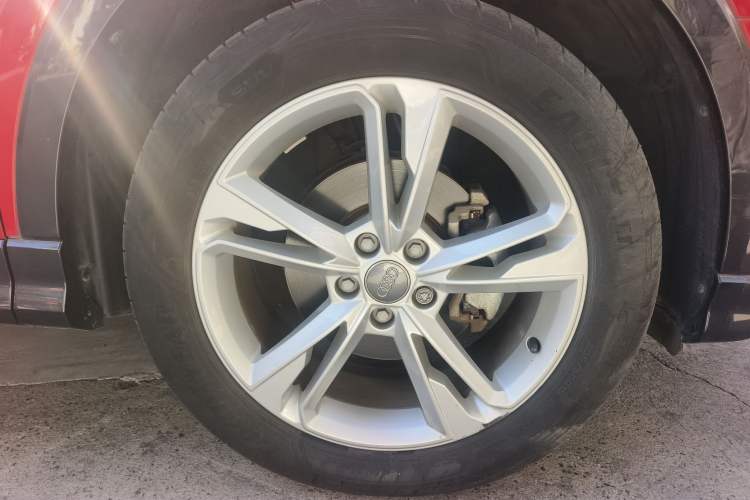 Used Audi Q3 2020 35 TFSI Fashionable and Elegant Model
