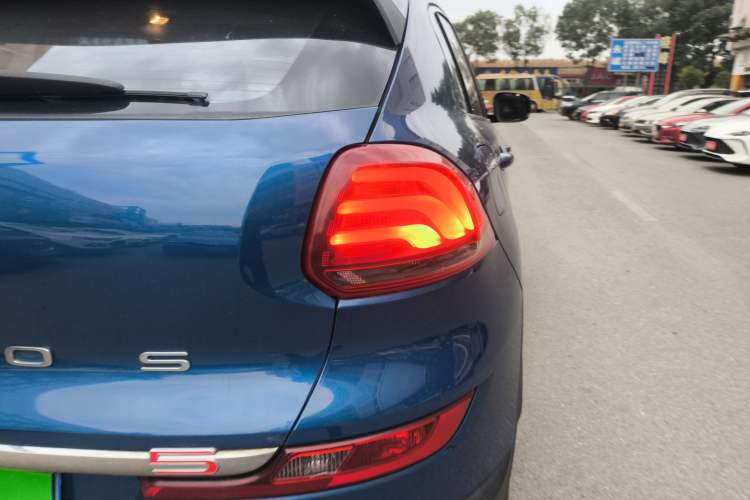 Used Qoros 5 2018 Revised Version 1.6T Automatic Leading Edition