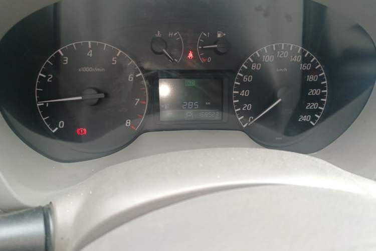 Used Nissan Sylphy 2012 1.6XE CVT Comfort Edition Odometer Close Up
