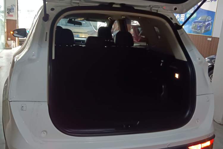 Used Dongfeng Fengon 580 2017 Revised Version 1.5T CVT Luxury Edition