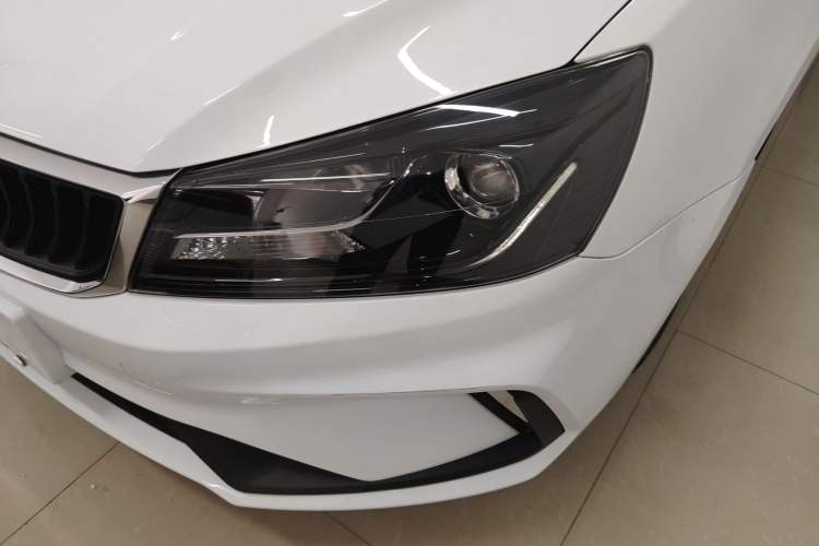 Used Geely Auto Emgrand 2021 UP 1.5L CVT Luxury Model Left Front Headlight