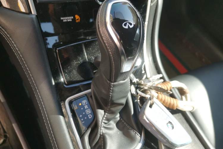 Used Infiniti Q50L 2018 2.0T Comfort Edition China V Standard
