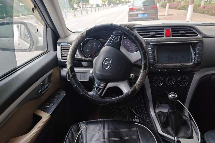Used Great Wall Wingle 6 2014 2.0T Four-Wheel Drive Elite Version 4D20B
