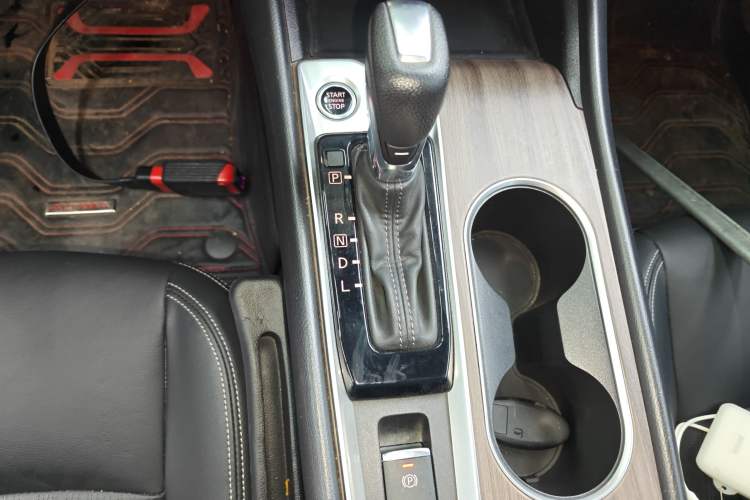 Used Nissan Teana 2021 2.0L XL Comfort Edition Gear Lever
