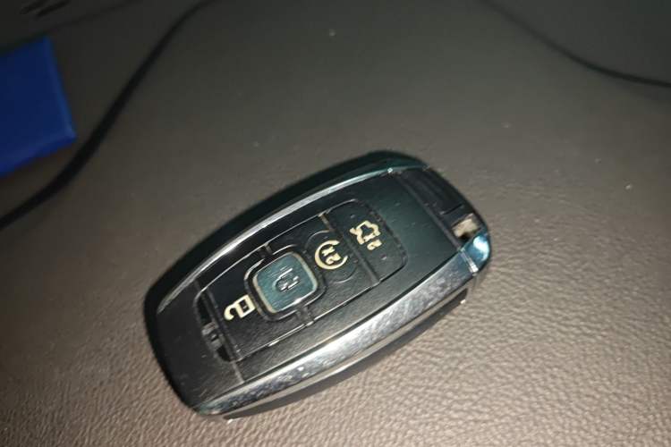 Used Lincoln MKZ 2019 2.0T Luxury Edition China VI Standard Vehicle Key