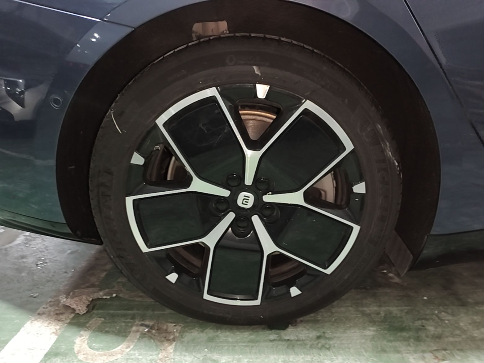 Xiaomi Auto SU7 2024 Rear-Drive Long-Range Intelligent Driving Version — снимка 11