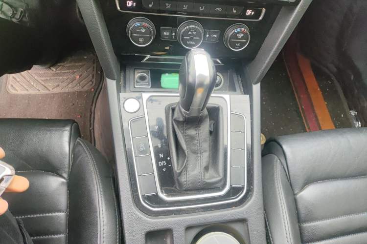 Used Volkswagen Magotan 2019 330TSI DSG Luxury Model China V Standard