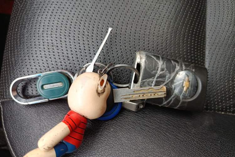 Used Chevrolet Captiva 2015 2.4L 4x4 Flagship Edition 7-Seater
