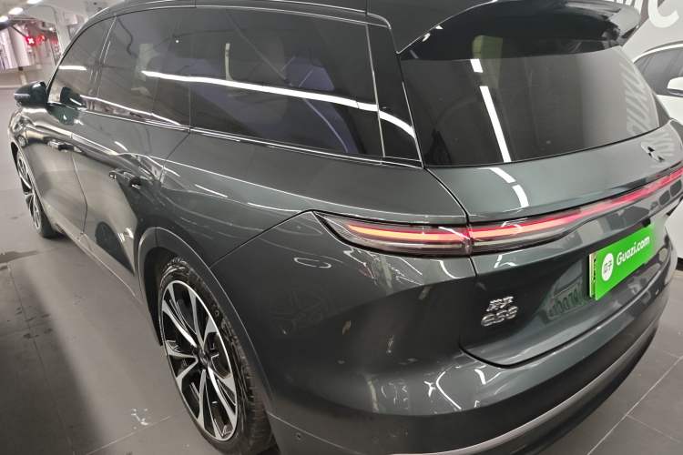 Used Nio ES8 2023 75 kWh Executive Edition Rear Left 45 Deg