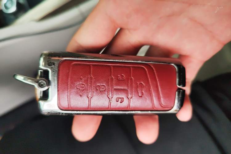 Used GAC Trumpchi M8 2018 320T Luxury Edition
