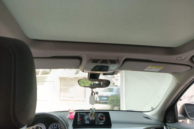 Used BMW X1 2020 xDrive25Li Luxury Edition Headliner