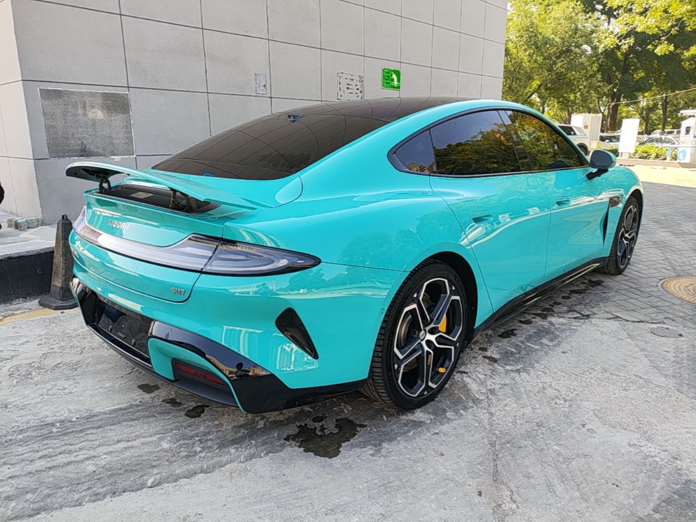 Xiaomi Auto SU7 2024 Rear-Drive Ultra-Long Range Advanced Pro-Level Intelligent Driving Version — снимка 6