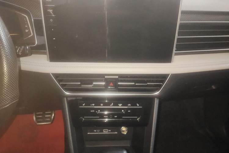 Used Volkswagen Tiguan L 2022 330TSI Automatic Two-Wheel Drive R-Line Enhanced Edition