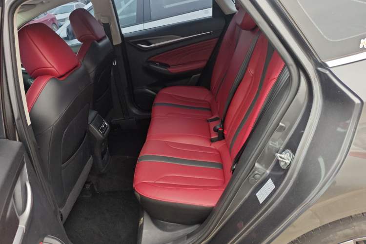 Used CHANGAN Eado 2021 PLUS Blue Whale NE 1.4T GDI DCT Prestige Model
