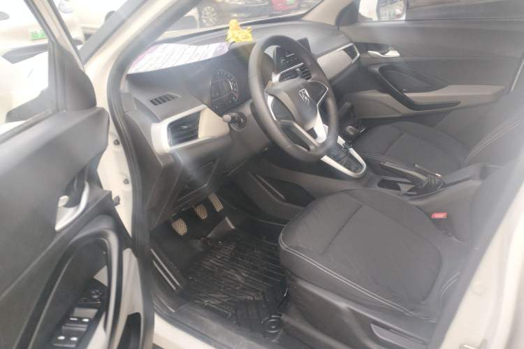 Used Baojun 510 2019 1.5L Manual Jingxiang Model 73kW China VI Emission Standard
