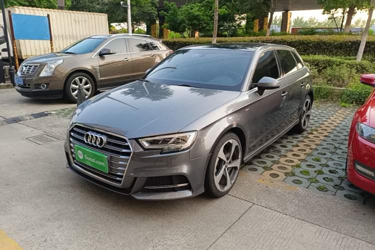 Used Audi A3 2020 Sportback 35 TFSI Fashion Edition China VI Emission Standard Guazi used car, China used car export, Used car for sale, Used cars, Cheapest cars for sale