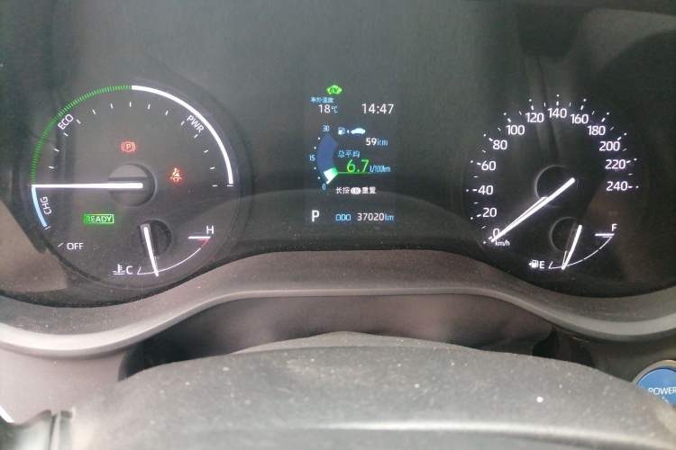 Used Toyota Granvia 2023 2.5L Hybrid Comfort Edition
