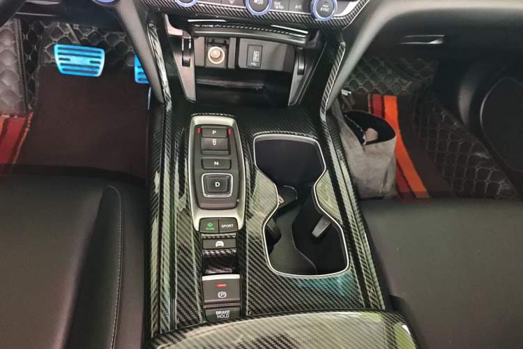 Used Honda Accord 2018 Rui Hybrid 2.0L Rui Ling Edition China VI
