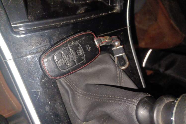 Used Haval H2 2016 Red-Label 1.5T Manual Two-Wheel Drive Luxury Model
