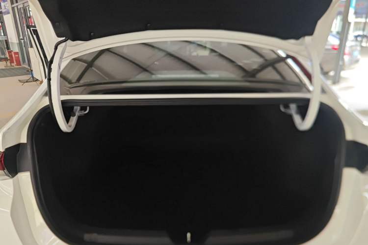 Used GAC Trumpchi EMPOW 2021 270T DCT J16 Version
