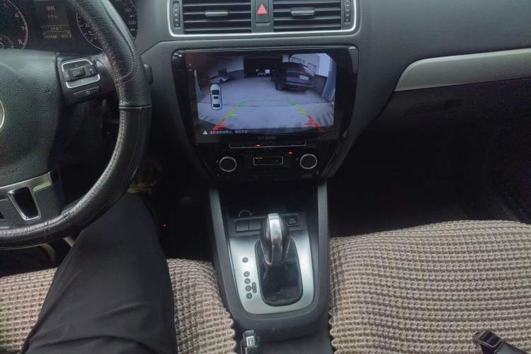 Used Volkswagen Sagitar 2012 1.4TSI Automatic Luxury Edition