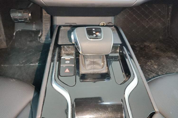 Used Hongqi E-QM5 2024 500km Range Edition