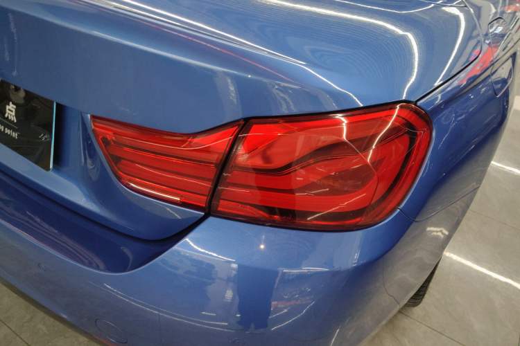 Used BMW 4 Series 2017 425i Convertible M Sport Package Right Rear Taillight