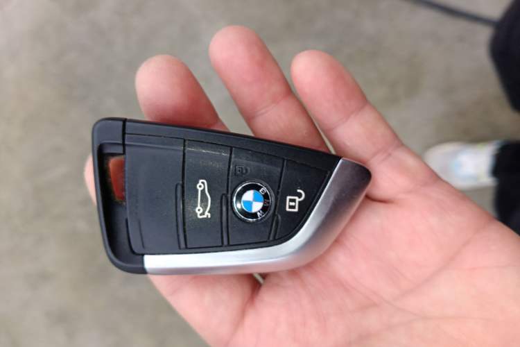 Used BMW X1 2020 sDrive20Li Premium Edition Vehicle Key