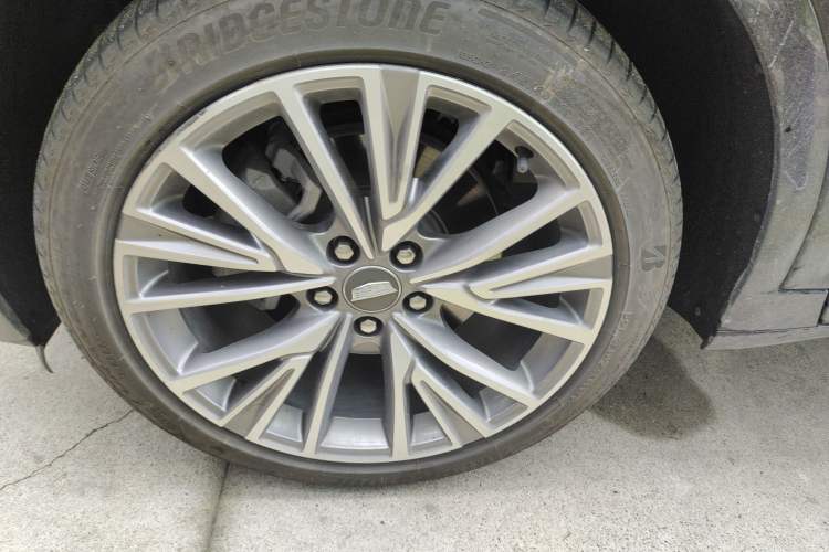 Used Cadillac GT4 2023 25T Luxury Model
