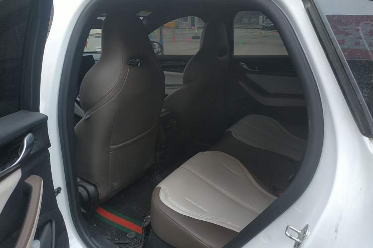 Used BYD Qin PLUS 2024 HONOR Edition DM-i 55KM Leading Model
