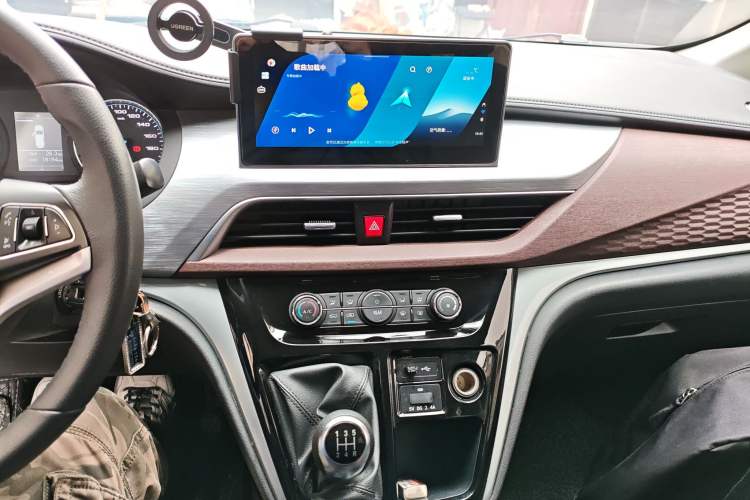 Used JAC Refine M3 2022 PLUS 1.5T 7-Seater Standard Model