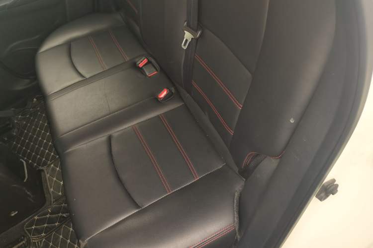 Used Nissan Lannia 2020 1.6L CVT Smart Connect Smart Cool Edition Left Rear Seat