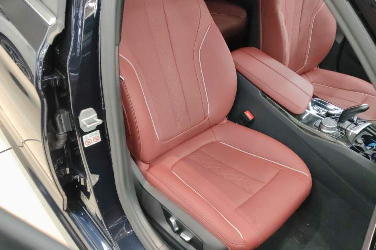 Used BMW 5 Series 2021 525Li M Sport Package