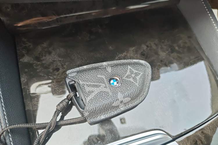 Used BMW 5 Series 2022 Second Facelift 525Li M Sport Package
